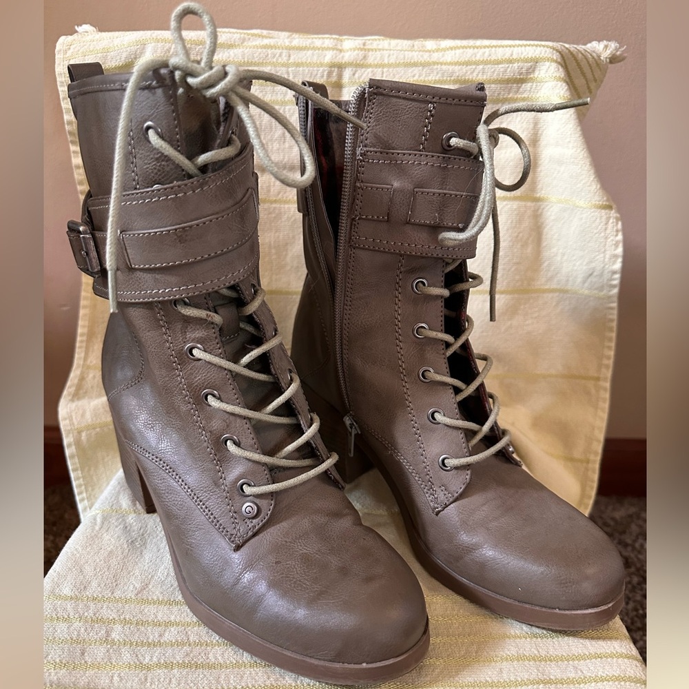 G by Guess taupe lace up buckle booties with side zipper size 8.5